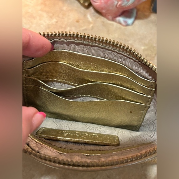 Michael Kors Gold Pebble Grain Leather & Sequence Wristlet W Strap - Picture 7 of 11